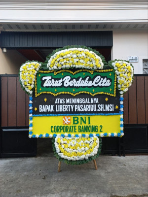 Papan Bunga Duka di Sumbul
