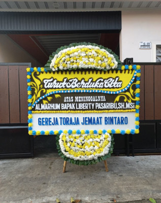 Papan Bunga Duka di Sumbul